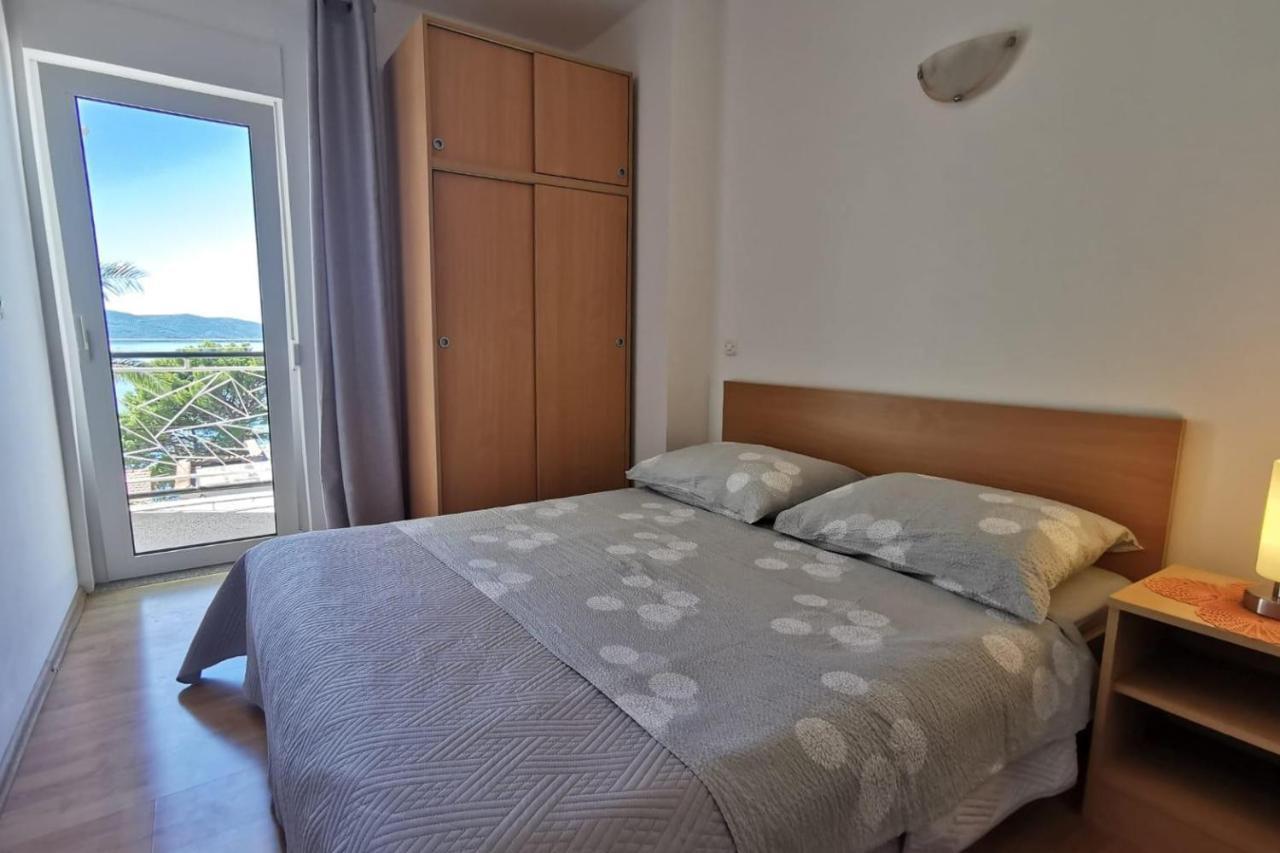 Apartments By The Sea Zivogosce - Mala Duba, Makarska - 18626 Igrane Exterior photo