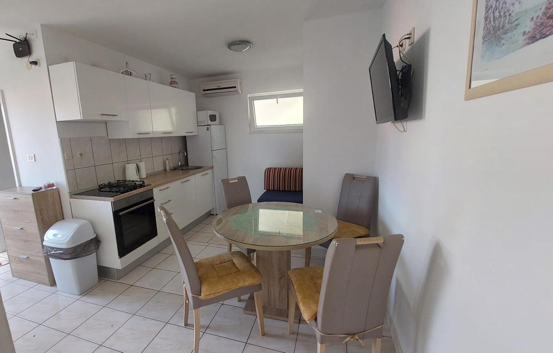 Apartments By The Sea Zivogosce - Mala Duba, Makarska - 18626 Igrane Exterior photo